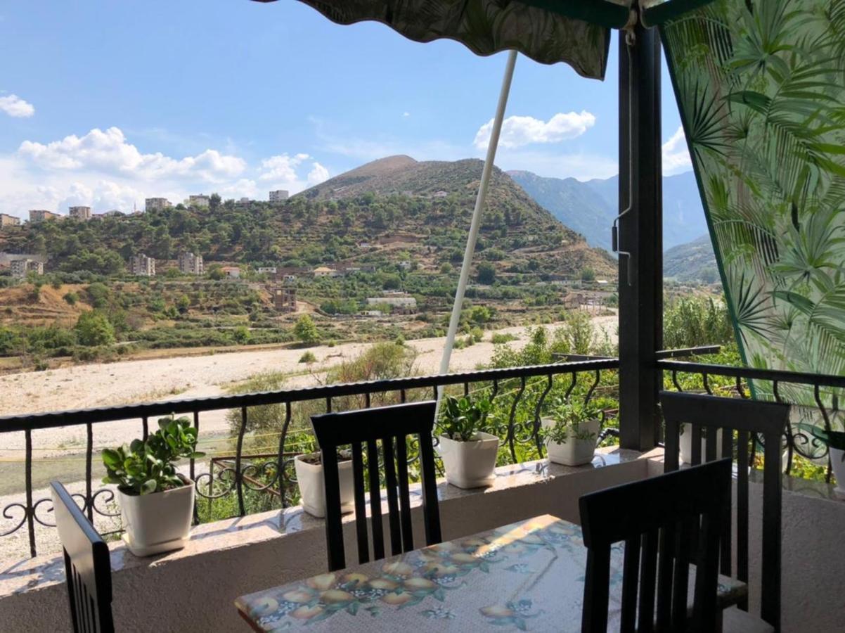 River Escape Villa - Private Beach, Scenic View & Bbq Tepelene Exterior photo