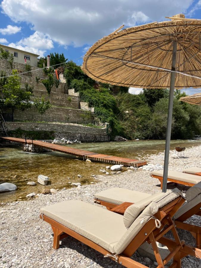 River Escape Villa - Private Beach, Scenic View & Bbq Tepelene Exterior photo